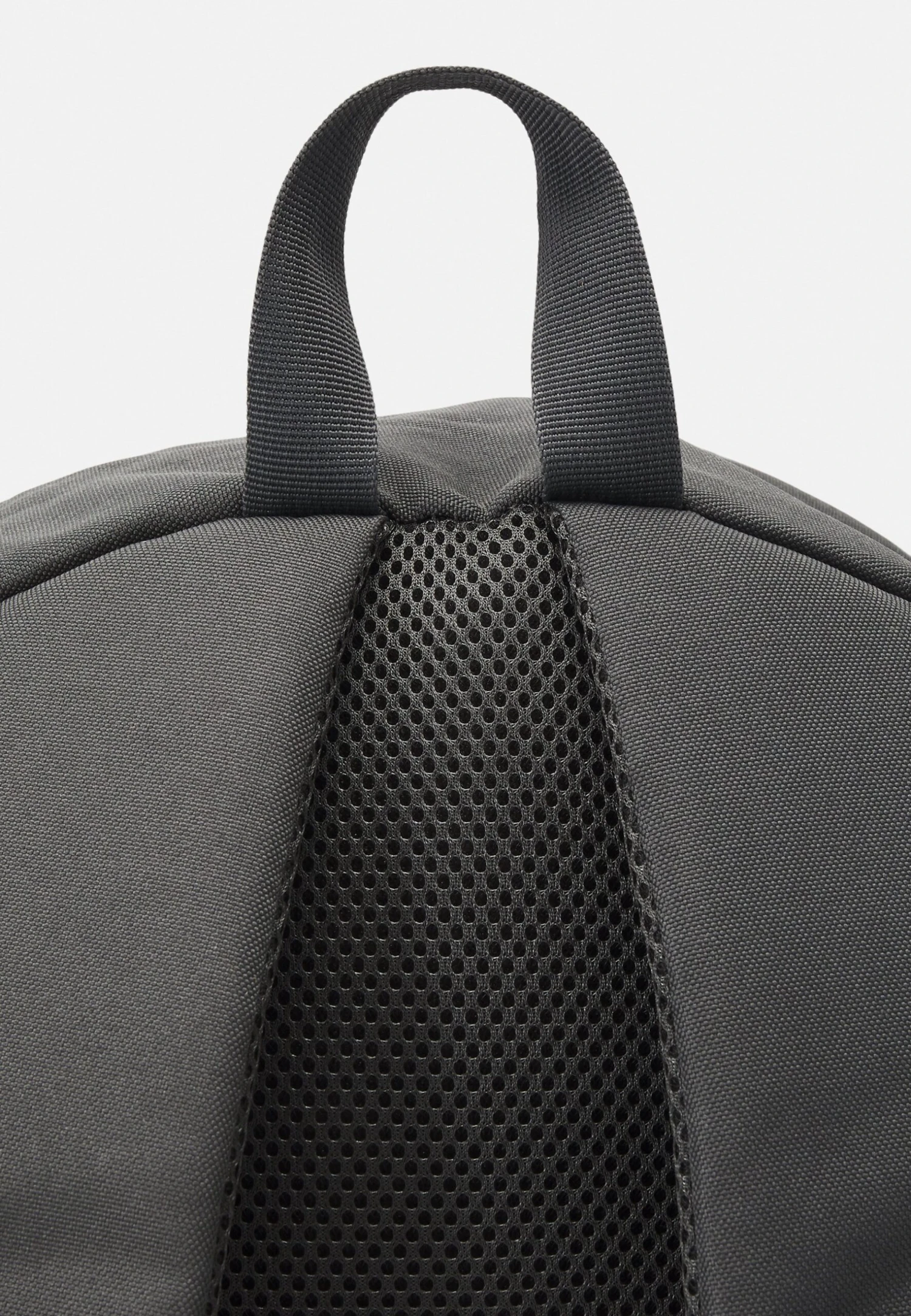 Pier One Unisex - Mochila - Dark Grey 6 Pier One Unisex - Mochila - Dark Grey - Imagen 4