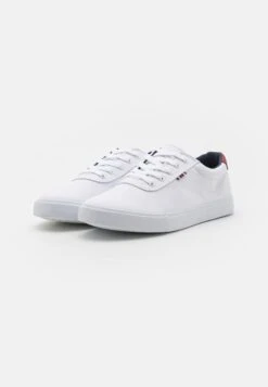 Pier One Unisex - Zapatillas - White 9 Pier One Unisex - Zapatillas - White -Pier One f0d4e08be61e4631909ab1fe6c7cc1f1