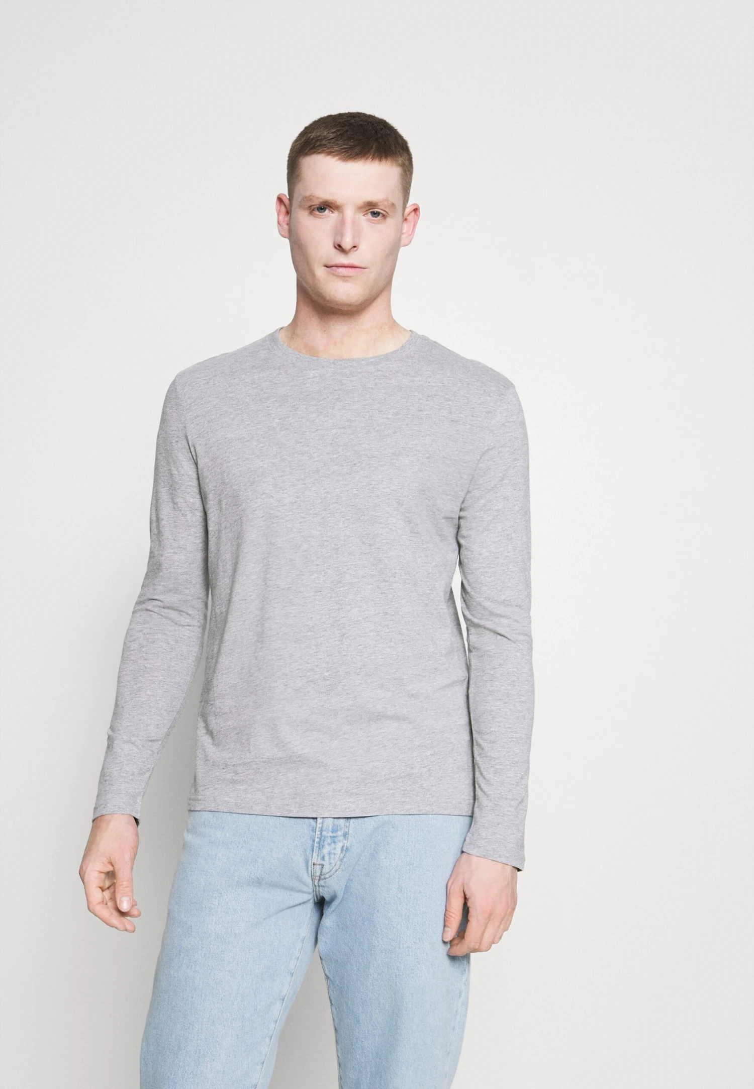 Pier One 5 Pack - Camiseta De Manga Larga - White/Dark Blu/Grey 6 Pier One 5 Pack - Camiseta De Manga Larga - White/Dark Blu/Grey - Imagen 4