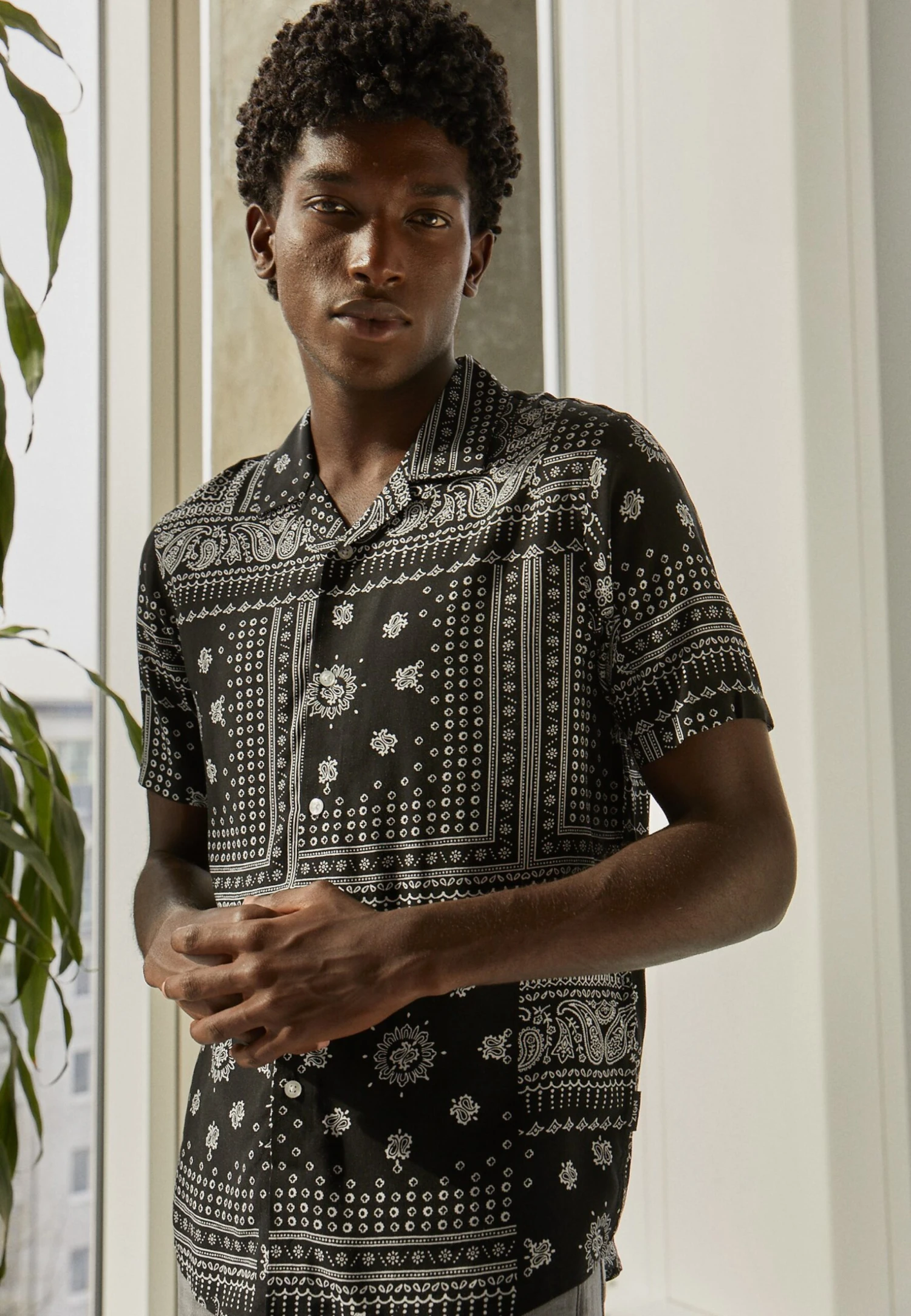 Pier One Unisex - Camisa - Black 5 Pier One Unisex - Camisa - Black - Imagen 3