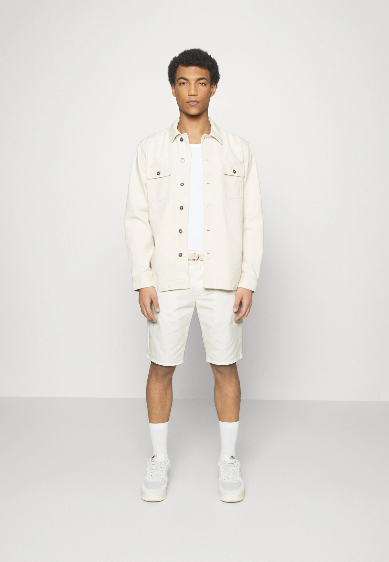 Pier One Shorts - White 4 Pier One Shorts - White - Imagen 2