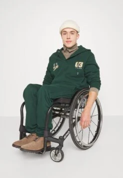 Pier One Sudadera - Dark Green 16 Pier One Sudadera - Dark Green -Pier One f524114c05f84adea2e8c6d9fb1eacc8