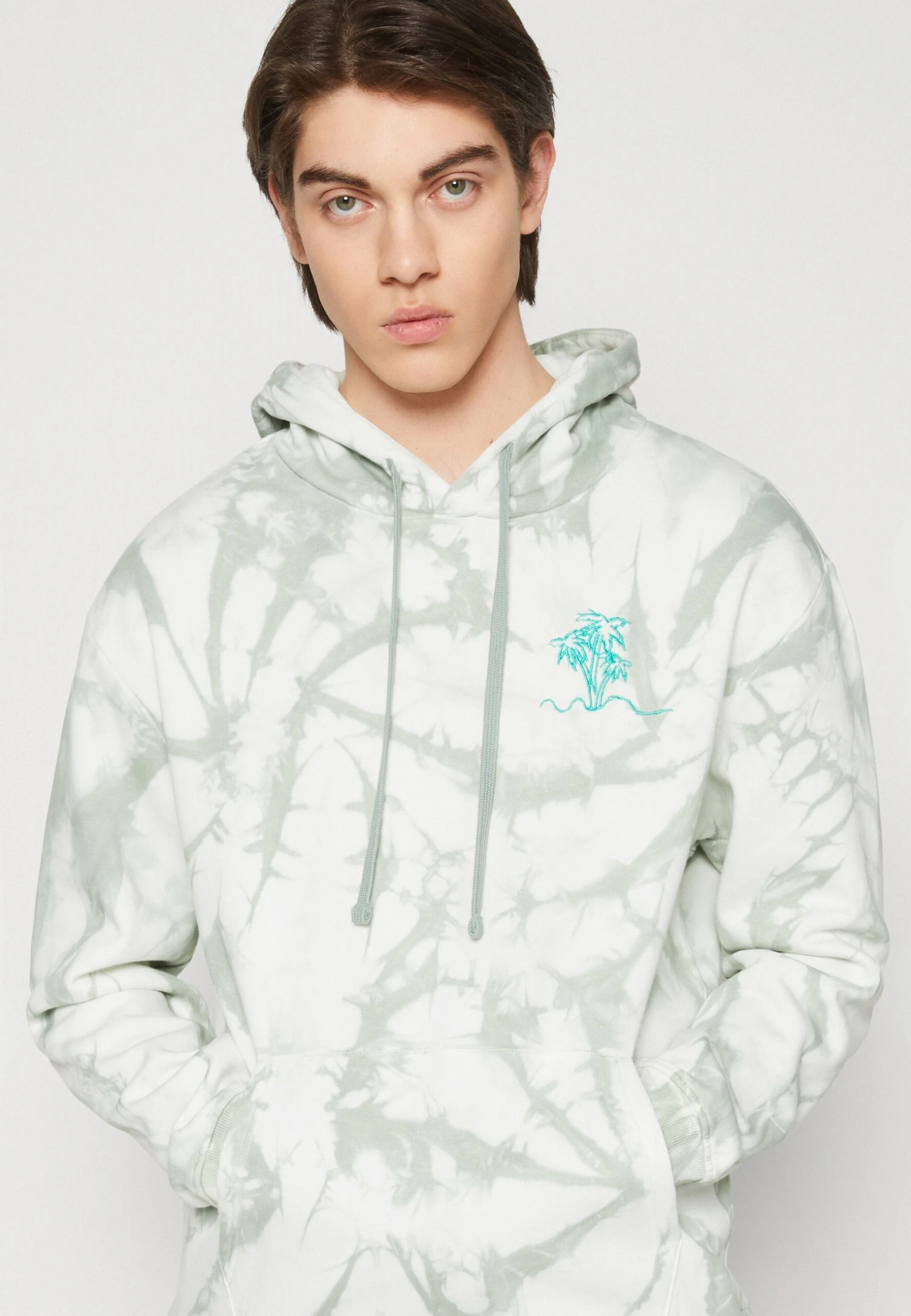 Pier One Jersey Con Capucha - Green 6 Pier One Jersey Con Capucha - Green - Imagen 4