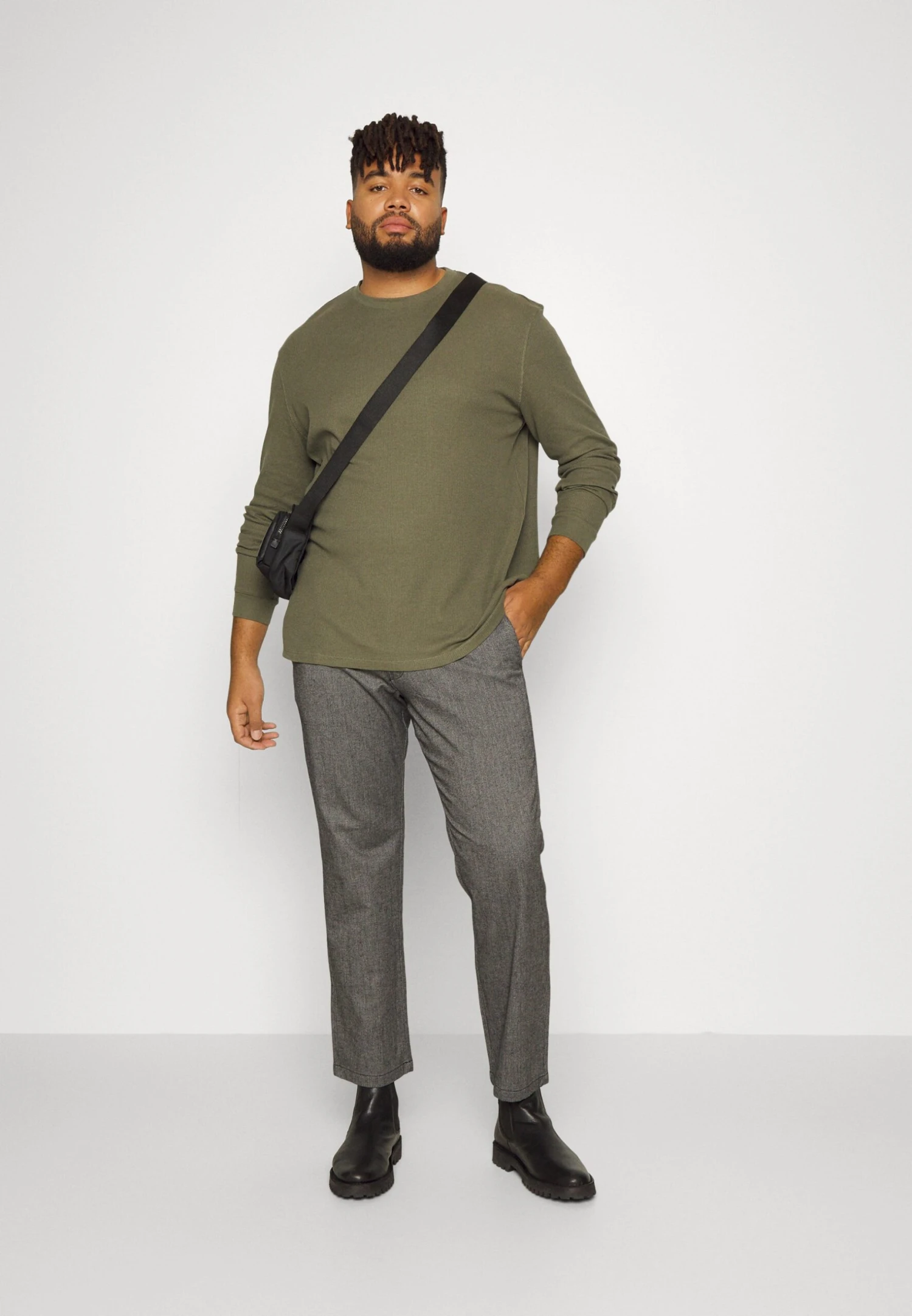 Pier One Camiseta De Manga Larga - Olive 4 Pier One Camiseta De Manga Larga - Olive - Imagen 2